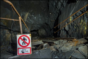 Gefahren und Verhalten im Altbergbau