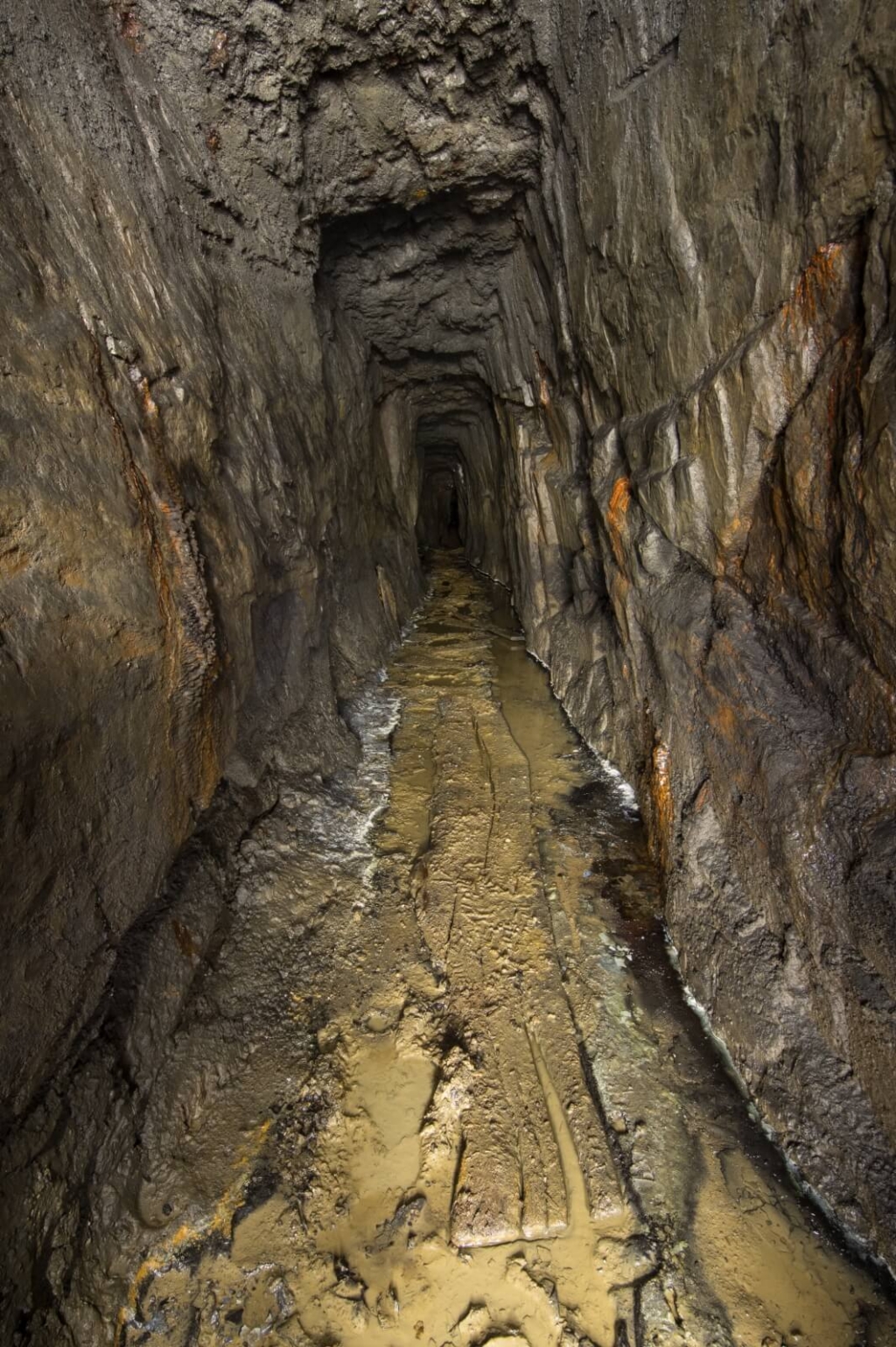 002-blei-zink-erzgrube-tinnitus-stollen