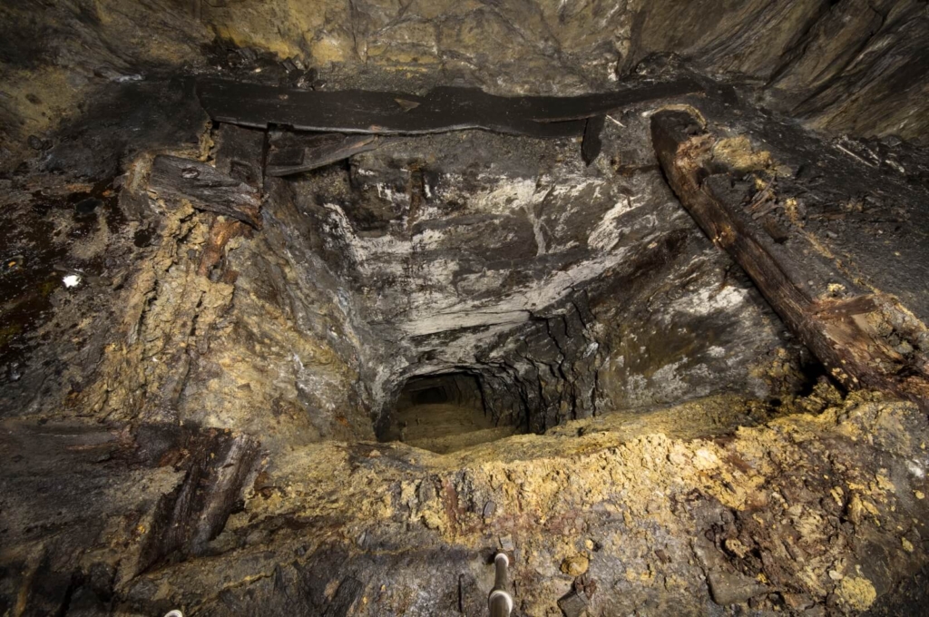 003-blei-zink-erzgrube-tinnitus-schacht