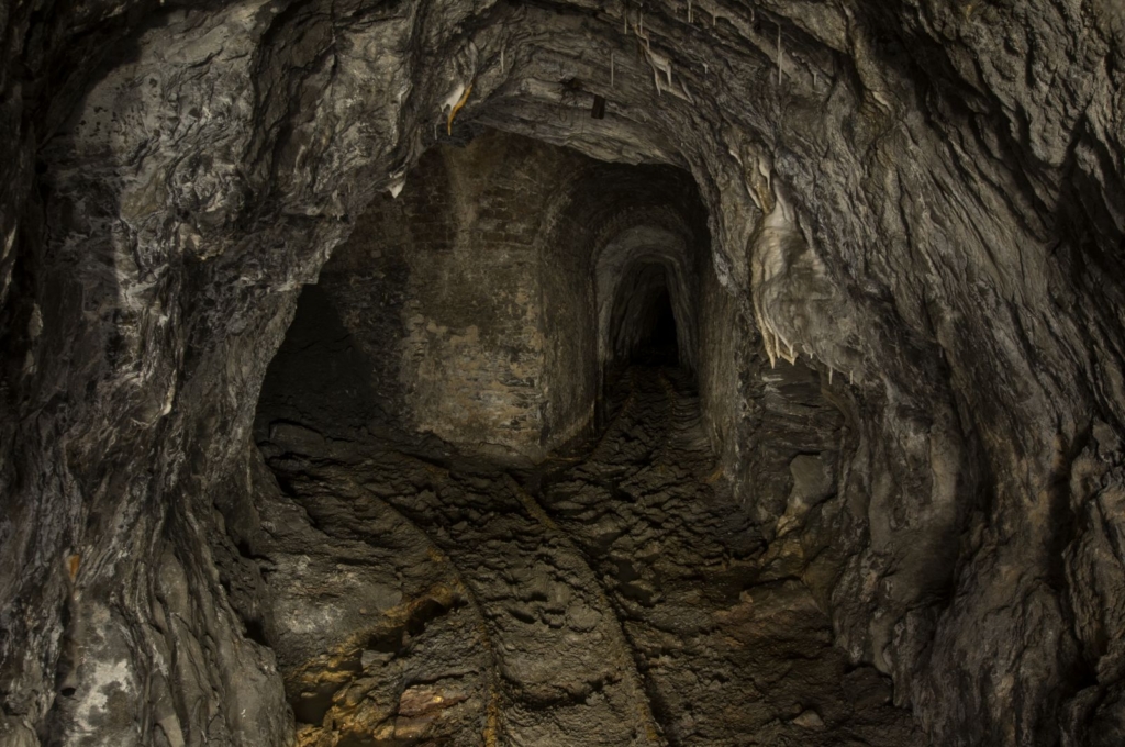 003-blei-zink-erzgrube-tinnitus-streckenabzweig