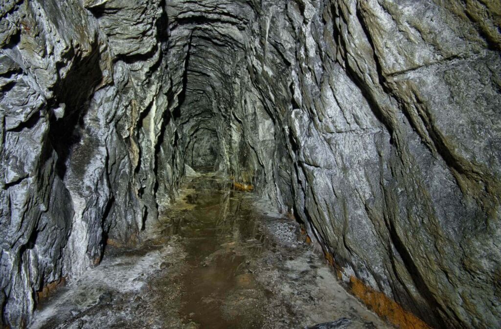 004-blei-zink-erzgrube-tinnitus-stollen