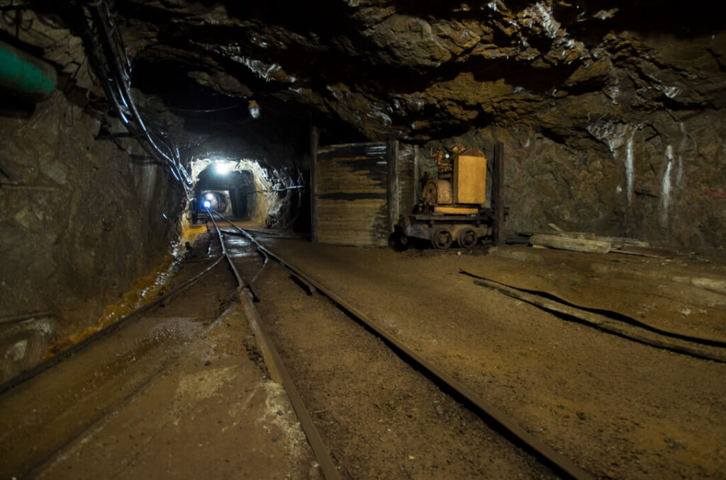 005-besucherbergwerk-drei-kronen-und-ehrt-elbingerode-foerderstrecke