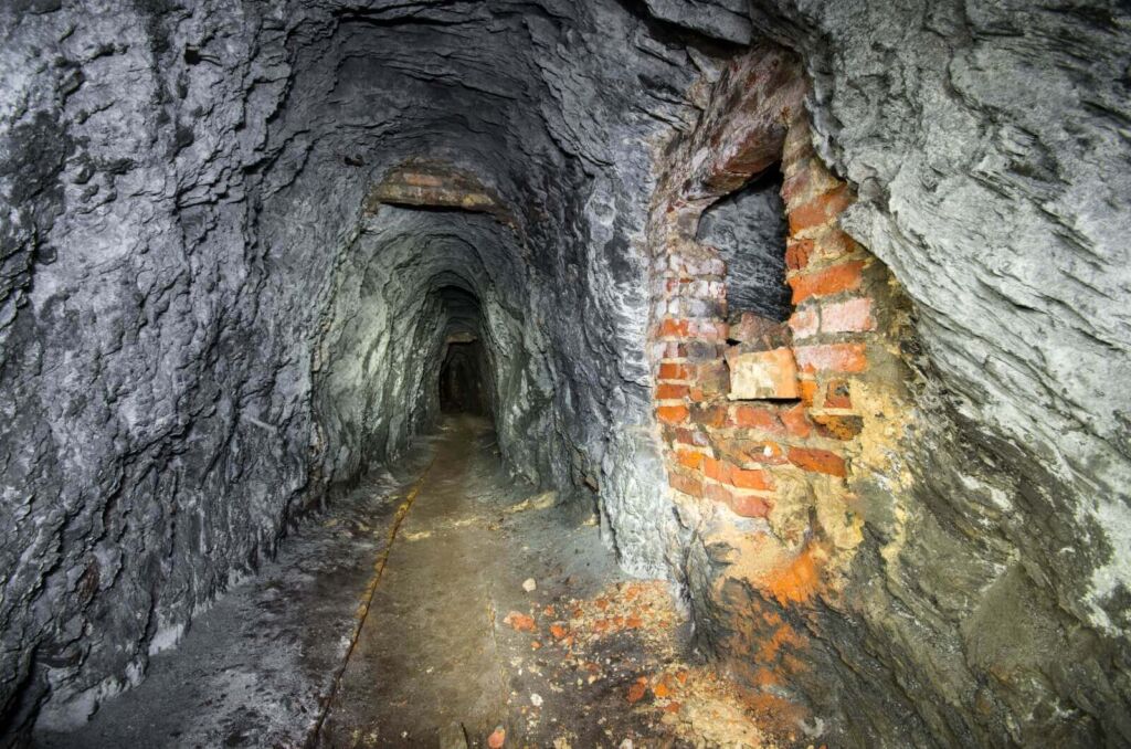 005-blei-zink-erzgrube-tinnitus-stollen-1