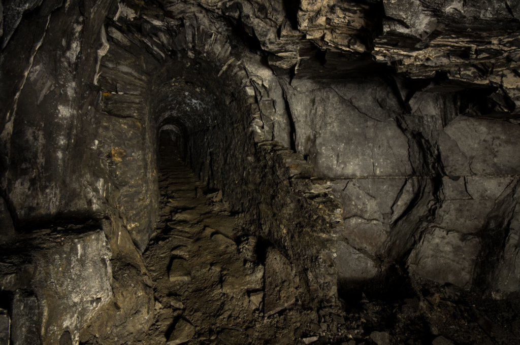 005-blei-zink-erzgrube-tinnitus-trockenmauerung-im-altbergbau