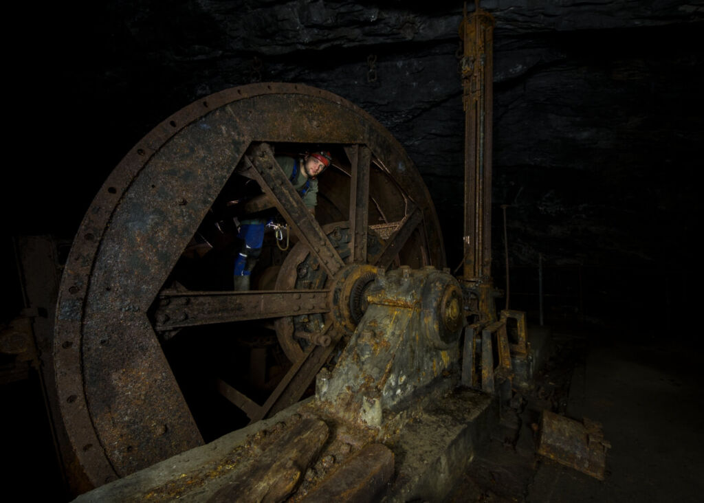 018-blei-zink-erzgrube-tinnitus-foerdermaschine