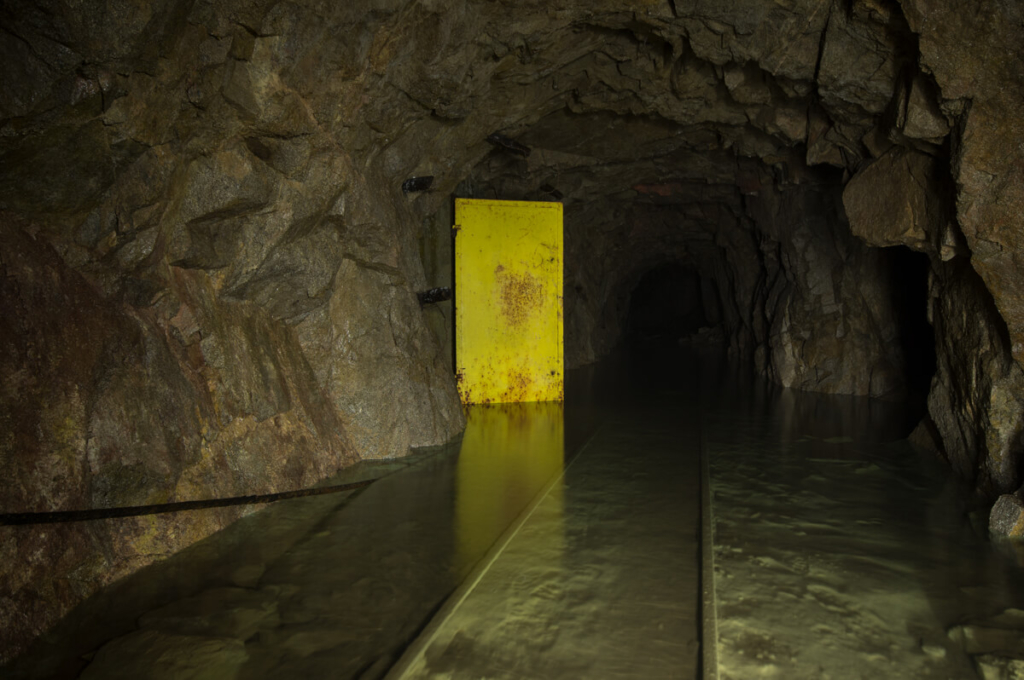 002-hauptfoerderstrecke-flussspatgrube