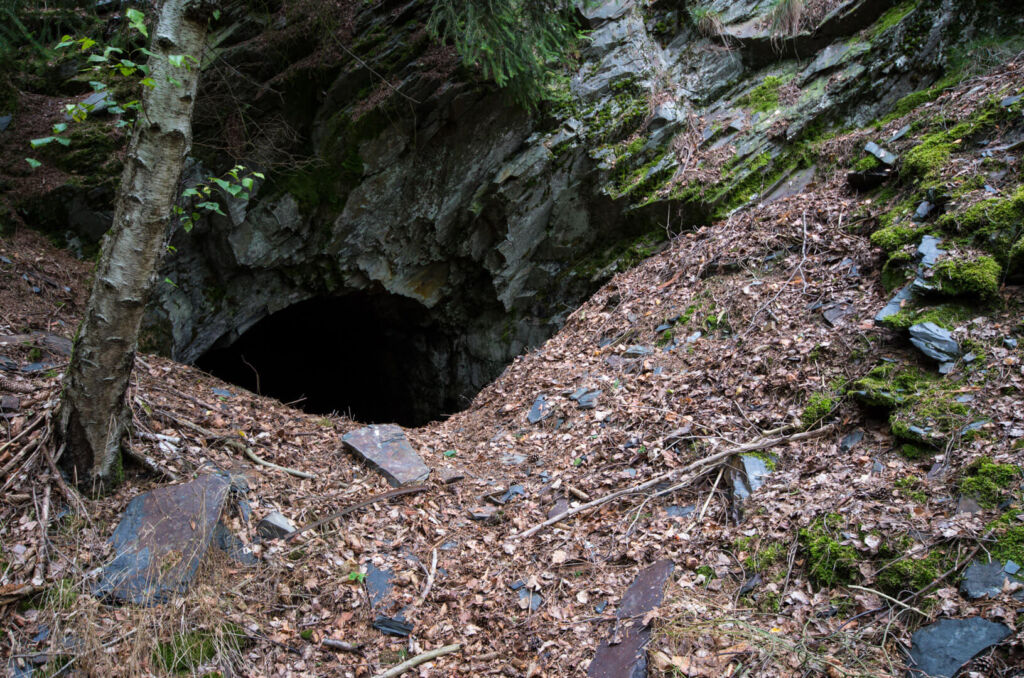 004-mundloch-dachschiefergrube
