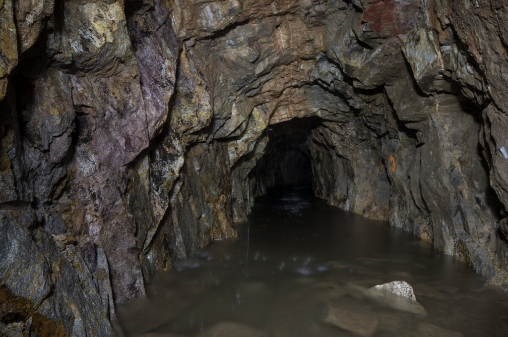 007-wasser-aus-der-firste