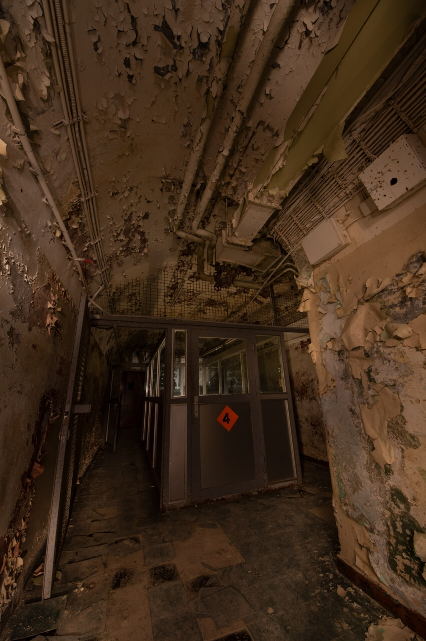 007-nato-bunker-kindsbach-schleuse